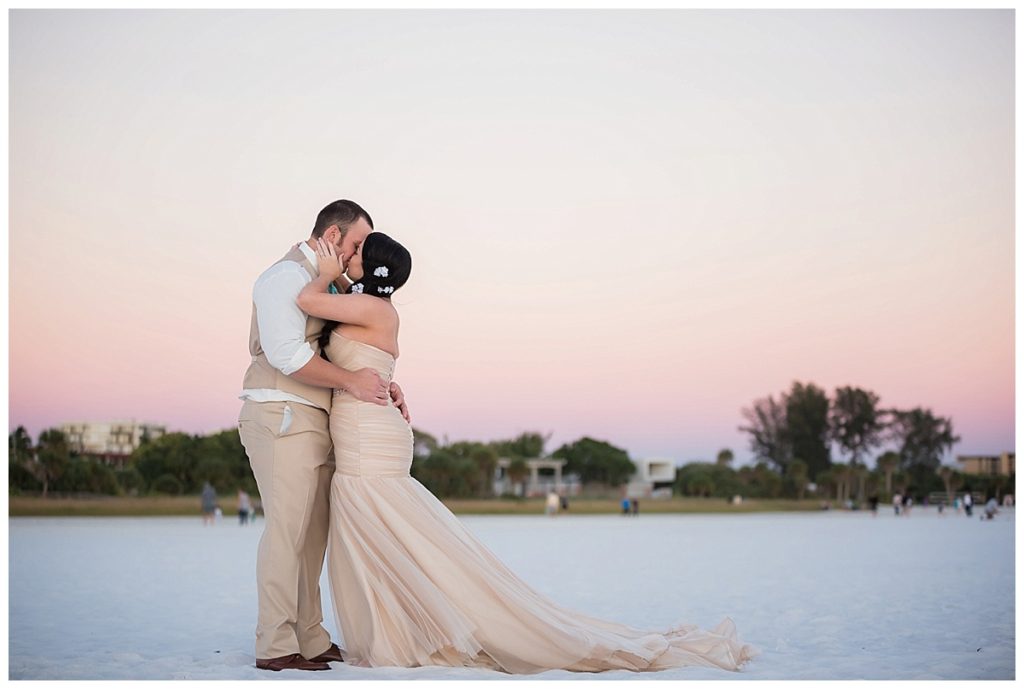 Holly Frazier Photography | Siesta Key Beach Wedding | Florida
